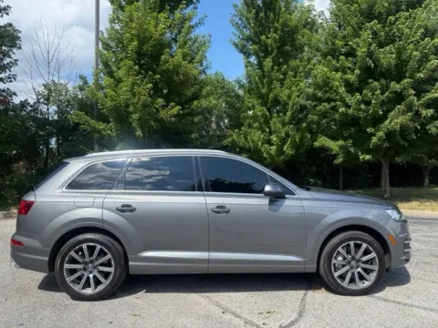 Photos of 2017 Audi Q7 3.0T Premium Plus for sale in Indianapolis, IN at Indy Luxury Motorsports