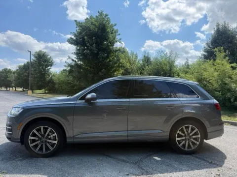 Another view of 2017 Audi Q7 3.0T Premium Plus for sale in Indianapolis, IN at Indy Luxury Motorsports