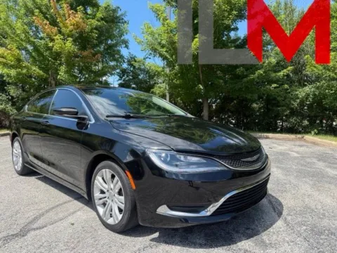 Black 2015 Chrysler 200 Limited for sale in Indianapolis, IN