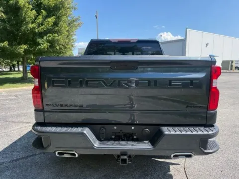 More photos of 2020 Chevrolet Silverado 1500 RST at Indy Luxury Motorsports, IN