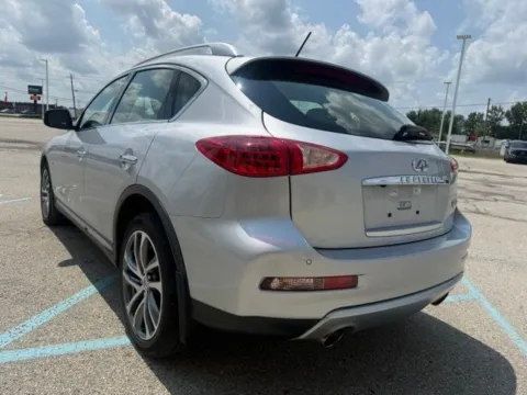 More photos of 2016 INFINITI QX50 at Indy Luxury Motorsports, IN