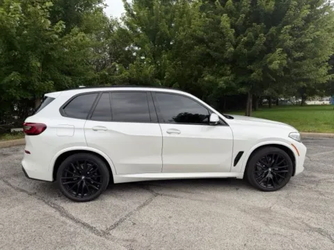 Photos of 2021 BMW X5 xDrive40i for sale in Indianapolis, IN at Indy Luxury Motorsports