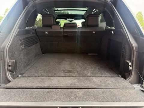 More photos of 2019 Land Rover Range Rover 5.0L V8 Supercharged Autobiography at Indy Luxury Motorsports, IN