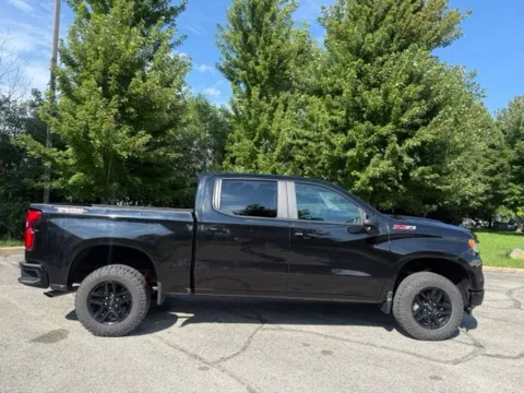 Photos of 2022 Chevrolet Silverado 1500 LT Trail Boss for sale in Indianapolis, IN at Indy Luxury Motorsports