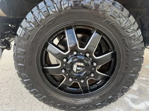 More photos of 2016 Ford F-350SD XLT at Indy Luxury Motorsports, IN