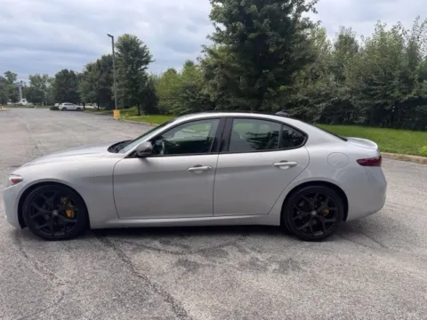 More photos of 2021 Alfa Romeo Giulia Ti at Indy Luxury Motorsports, IN