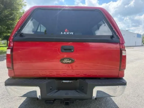 More photos of 2009 Ford F-250SD at Indy Luxury Motorsports, IN