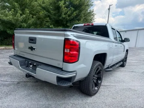More photos of 2016 Chevrolet Silverado 1500 LT at Indy Luxury Motorsports, IN