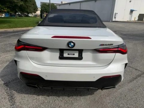 More photos of 2022 BMW 4 Series M440i at Indy Luxury Motorsports, IN