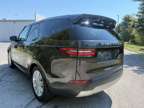 More photos of 2018 Land Rover Discovery HSE Luxury at Indy Luxury Motorsports, IN