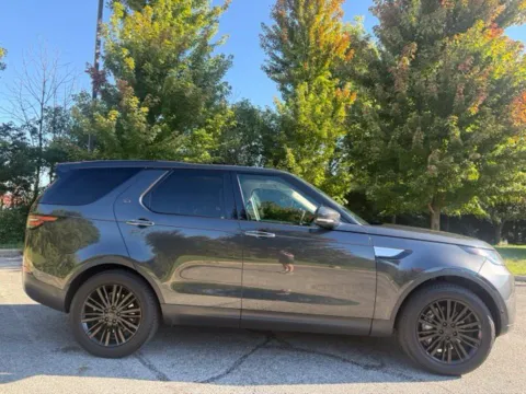 Photos of 2018 Land Rover Discovery HSE Luxury for sale in Indianapolis, IN at Indy Luxury Motorsports