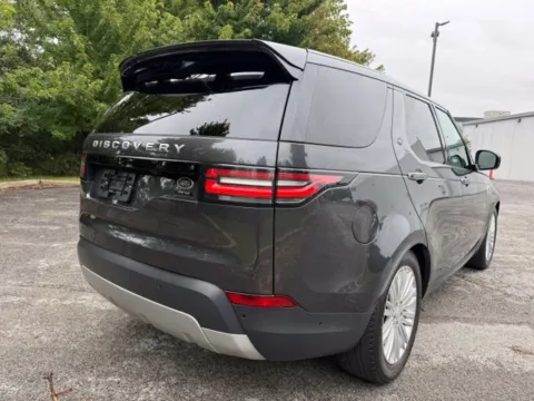 Another view of 2018 Land Rover Discovery HSE Luxury for sale in Indianapolis, IN at Indy Luxury Motorsports