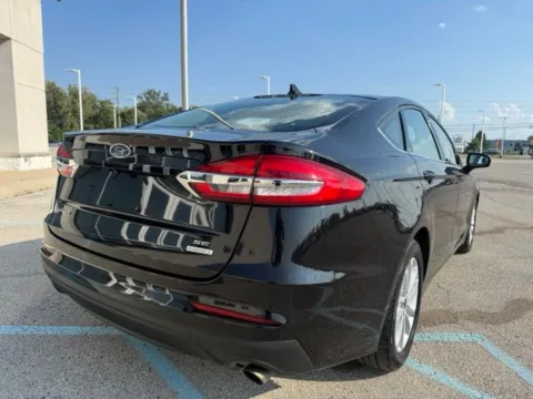 Another view of 2020 Ford Fusion SE for sale in Indianapolis, IN at Indy Luxury Motorsports