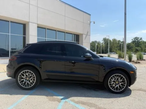 Photos of 2018 Porsche Macan S for sale in Indianapolis, IN at Indy Luxury Motorsports