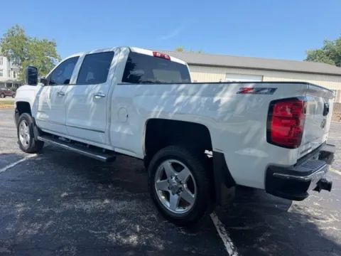 More photos of 2015 Chevrolet Silverado 2500 HD LTZ at Indy Luxury Motorsports, IN