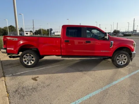 More photos of 2019 Ford F-350SD XL at Indy Luxury Motorsports, IN