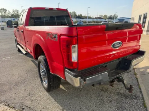 More photos of 2019 Ford F-350SD XL at Indy Luxury Motorsports, IN