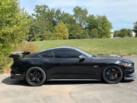 More photos of 2016 Ford Mustang GT at Indy Luxury Motorsports, IN