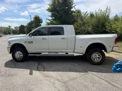 More photos of 2018 Ram 3500 Laramie at Indy Luxury Motorsports, IN