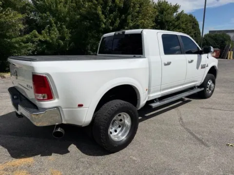 More photos of 2018 Ram 3500 Laramie at Indy Luxury Motorsports, IN