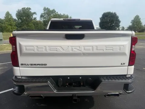More photos of 2019 Chevrolet Silverado 1500 LT at Indy Luxury Motorsports, IN