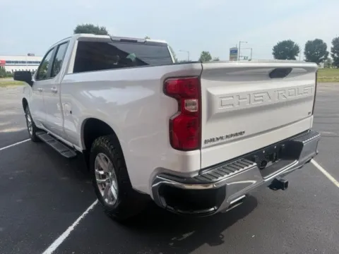 More photos of 2019 Chevrolet Silverado 1500 LT at Indy Luxury Motorsports, IN