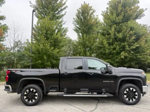 Photos of 2020 Chevrolet Silverado 2500 HD LT for sale in Indianapolis, IN at Indy Luxury Motorsports