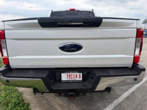 More photos of 2017 Ford F-250SD Lariat at Indy Luxury Motorsports, IN