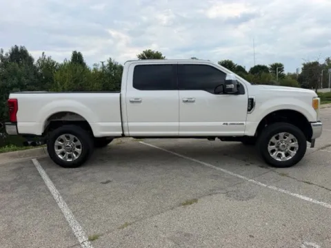 Photos of 2017 Ford F-250SD Lariat for sale in Indianapolis, IN at Indy Luxury Motorsports