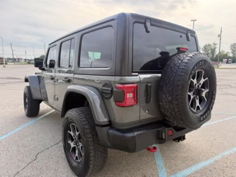 More photos of 2019 Jeep Wrangler Unlimited Rubicon at Indy Luxury Motorsports, IN