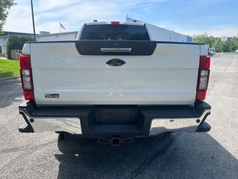 More photos of 2021 Ford F-250SD Lariat at Indy Luxury Motorsports, IN