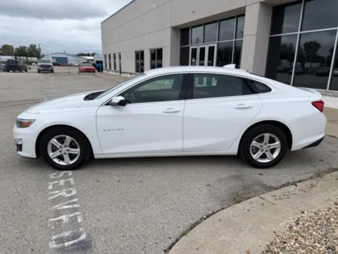 More photos of 2024 Chevrolet Malibu LT at Indy Luxury Motorsports, IN
