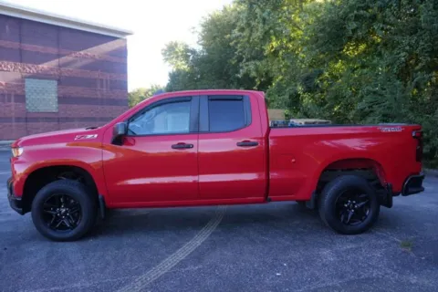 More photos of 2019 Chevrolet Silverado 1500 Custom Trail Boss at Indy Luxury Motorsports, IN