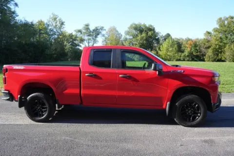 More photos of 2019 Chevrolet Silverado 1500 Custom Trail Boss at Indy Luxury Motorsports, IN