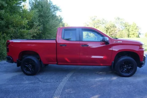 Photos of 2019 Chevrolet Silverado 1500 Custom Trail Boss for sale in Indianapolis, IN at Indy Luxury Motorsports