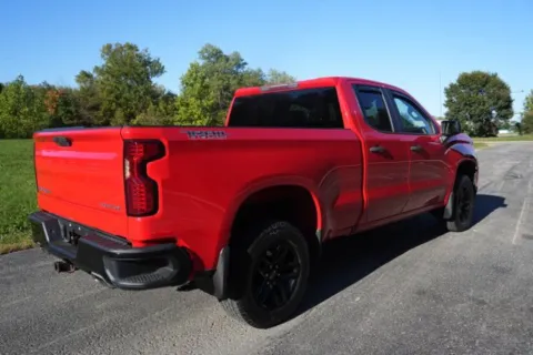 Another view of 2019 Chevrolet Silverado 1500 Custom Trail Boss for sale in Indianapolis, IN at Indy Luxury Motorsports