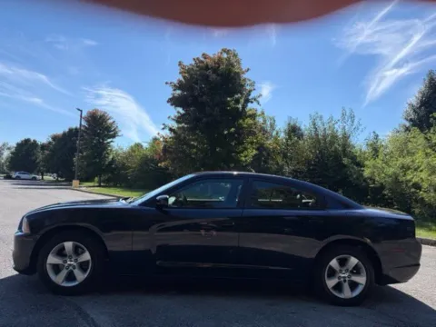 Photos of 2012 Dodge Charger SE for sale in Indianapolis, IN at Indy Luxury Motorsports