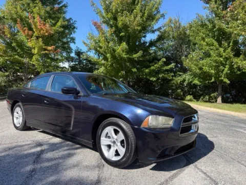 Photos of 2012 Dodge Charger SE for sale in Indianapolis, IN at Indy Luxury Motorsports