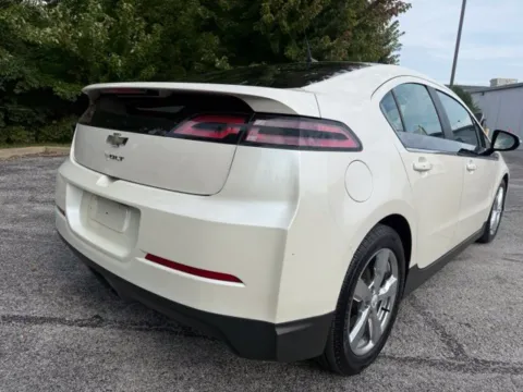 Another view of 2013 Chevrolet Volt for sale in Indianapolis, IN at Indy Luxury Motorsports