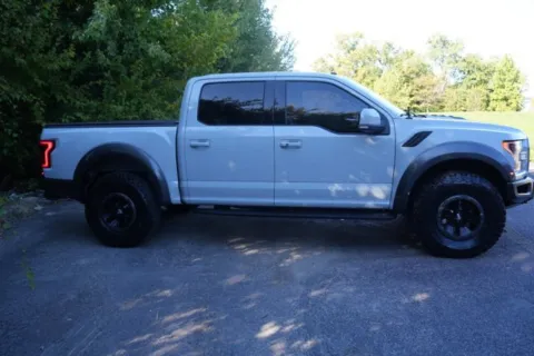 Photos of 2017 Ford F-150 Raptor for sale in Indianapolis, IN at Indy Luxury Motorsports