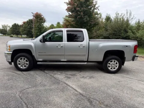 More photos of 2013 Chevrolet Silverado 2500 HD LTZ at Indy Luxury Motorsports, IN