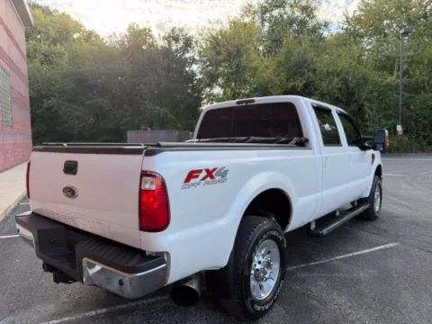 More photos of 2010 Ford F-350SD Lariat at Indy Luxury Motorsports, IN