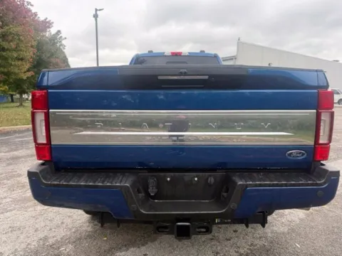 More photos of 2022 Ford F-350SD Platinum at Indy Luxury Motorsports, IN