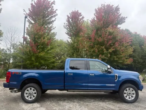 Photos of 2022 Ford F-350SD Platinum for sale in Indianapolis, IN at Indy Luxury Motorsports