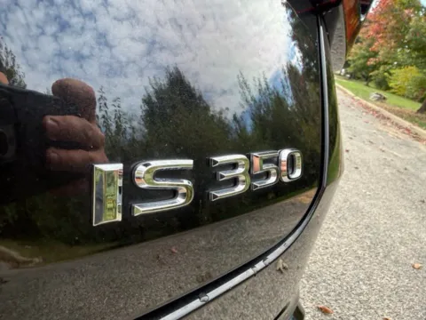 More photos of 2022 Lexus IS 350 F SPORT at Indy Luxury Motorsports, IN