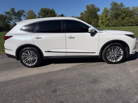 Photos of 2023 Acura MDX Advance for sale in Indianapolis, IN at Indy Luxury Motorsports