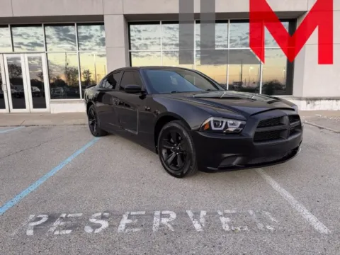Black 2014 Dodge Charger SE for sale in Indianapolis, IN