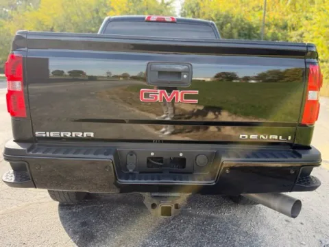More photos of 2016 GMC Sierra 3500 HD Denali at Indy Luxury Motorsports, IN