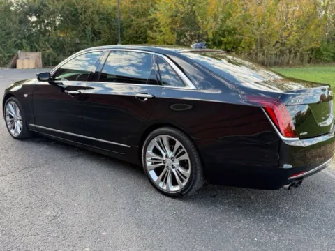 More photos of 2018 Cadillac CT6 3.0L Twin Turbo Platinum at Indy Luxury Motorsports, IN