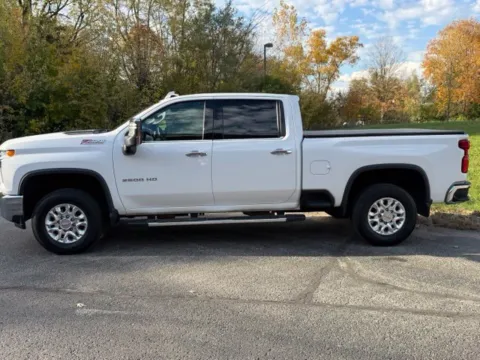 More photos of 2021 Chevrolet Silverado 2500 HD LTZ at Indy Luxury Motorsports, IN
